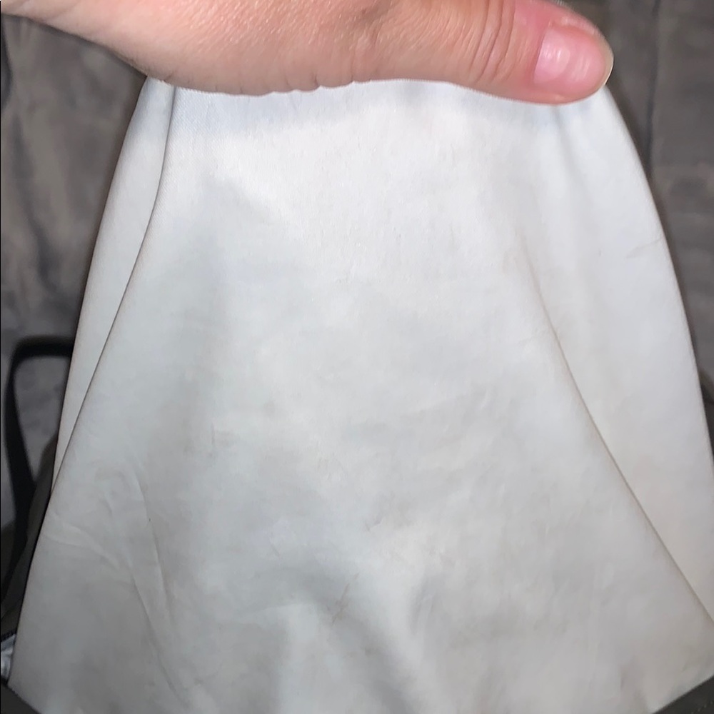 Lululemon green dufflebag vinyl with black leather handles 18in long - Picture 10 of 13